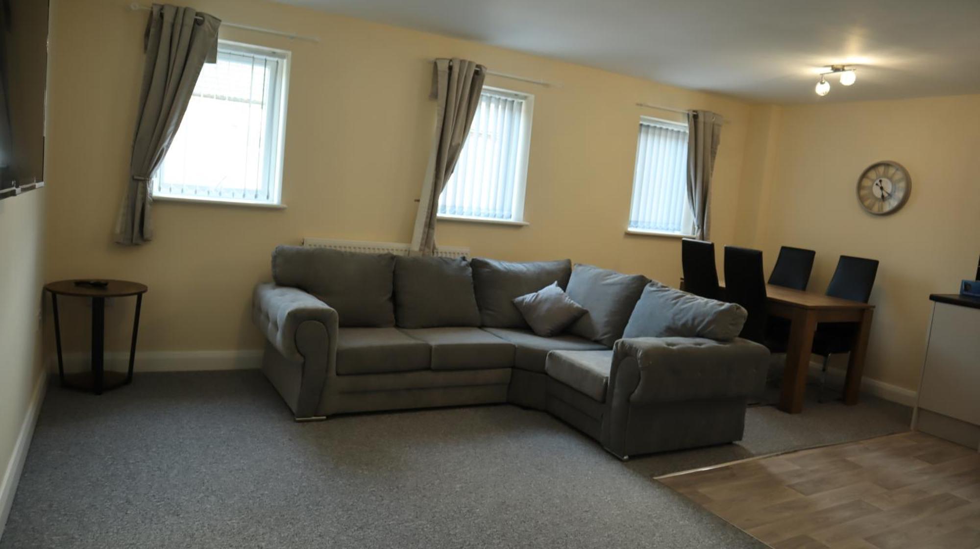 Brand New Apartments With Open Plan Kitchens & Diner , Free Wifi & Netflix Included Burton-upon-Trent Exterior photo